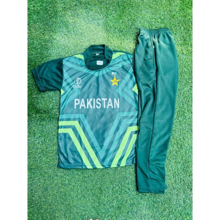 Pakistan Kit Boy